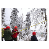 凤凰县禾库镇：“你用电  我用心”    高山雪原斗寒冰