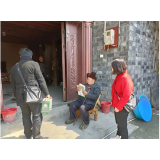 凤凰县老干部活动中心：走访慰问正当时 浓浓关爱显真情