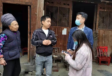 凤凰县腊尔山镇：“地毯式”排查  严把疫情防控“外防输入”关 