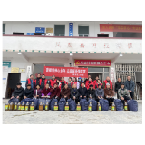 凤凰县总工会:雷锋精神心永存 志愿服务情常在