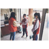 凤凰：童心助力抗疫情 小小口罩暖人心