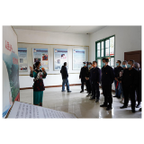 凤凰：追寻先辈足迹  鼓舞斗志前行