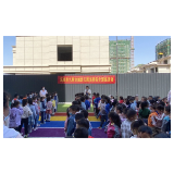 小手拉大手  安全“童”行——凤凰县九里边城幼儿园开展消防应急疏散演练活动
