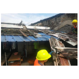 喜迎二十大·全域文明创建在行动丨凤凰古城“楼顶革命”整治行动如火如荼进行中