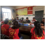 凤凰县医疗保障局：开展民族团结进步创建助推乡村振兴进村宣传活动