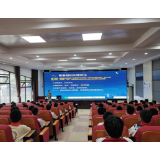 凤凰县箭道坪小学土桥路校区开展青春知识教育课