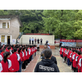凤凰县举行“知路·爱路·护路”安全教育活动启动仪式