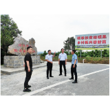 凤凰：谢军“四不两直”深入乡镇开展调研督导