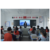 凤凰职中：深入初中生源校 宣讲《职业教育法》
