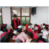 凤凰县全力护航未成年人成长道路