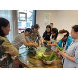 “情浓端午·粽香工会” ——凤凰县总工会开展端午节包粽子活动