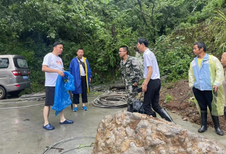 凤凰县城投公司：“汛”速响应战汛情