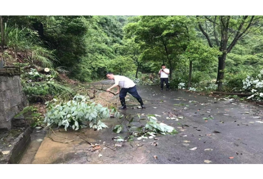 凤凰县林峰乡：全力应对  抓好汛期防汛不松懈
