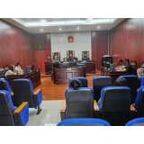凤凰法院：手语翻译进庭审 司法为民递温情
