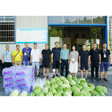 全域文明创建在行动丨夏日送清凉 凤凰爱心企业慰问县旅游接驳一线员工