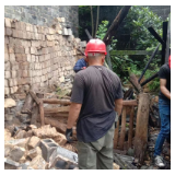 凤凰县阿拉营镇继续推进空心房拆除工作