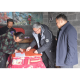 凤凰职中：春节前慰问村民 促乡村全面振兴