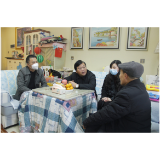 凤凰检察：新春佳节前，检察长梁宜勇用心用情送温暖