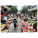 凤凰：春节将至年味浓 年货市场购销旺