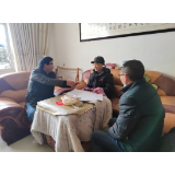 凤凰县财政局：情系退休老干部 岁寒慰问暖新春