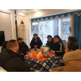 心系职工冷暖 彰显育英情怀——凤凰县育英民族学校开展春节慰问走访活动