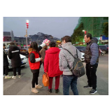 凤凰县沱江镇：乍暖还寒春意近，志愿服务暖人心