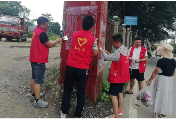 文明新风润湘西丨凤凰县新场镇：加强人居环境整治 助力营商环境优化