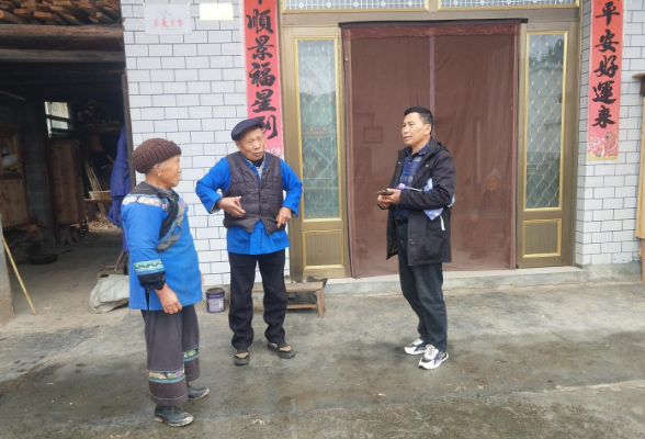 凤凰县廖家桥镇都里村：聚焦群众所盼 提升营商环境发展活力