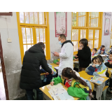 凤凰县文昌阁小学举行2023年春新冠防控应急转运演练