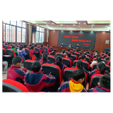 凤凰县箭道坪小学凤凰路校区：学法用法 做遵纪守法好少年