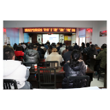 凤凰县召开食品生产企业食品安全“两个责任”暨“日管控”、“周排查”、“月调度”培训会 