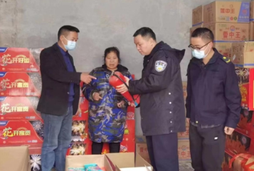 凤凰县千工坪镇：多措并举推进春节期间安全维稳工作
