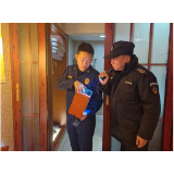 防火患“闹元宵”凤凰县消防救援大队开展元宵节夜查行动