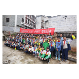 凤凰县文昌阁小学：举行“廉洁有我，护绿先行”植树节活动