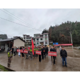 “未雨绸缪 以练促防”——凤凰县廖家桥镇开展山洪灾害应急避险演练