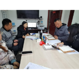 凤凰县沱江镇：走访慰问暖人心，牵手住户共奋进