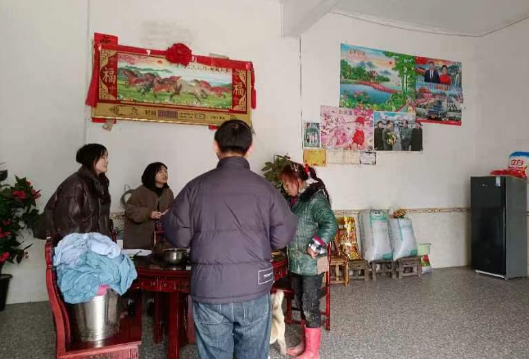 清廉伴我行，真情暖人心 ——凤凰县两林学区全体教师集中大家访
