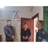 凤凰县教体局深入学校实地指导 安全管理落实处