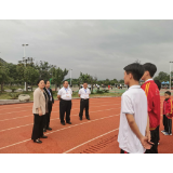 宋建萍看望省民运会凤凰县代表团参赛选手