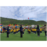 凤凰县禾库镇中心幼儿园举行“童年相伴，童趣同行”亲子运动会