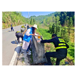 凤凰县木江坪镇组织开展公路清扫活动 助力打造“最美公路”