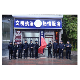 凤凰城管：便民服务岗亭 开启街面服务“零死角”模式