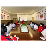 清廉学校建设：凤凰县九里边城幼儿园开展保育组长竞选活动