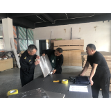 凤凰市监局开展人造板产品质量监督抽查