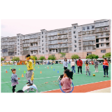 挖掘教师“内需” 共享研讨智慧 ——凤凰县箭道坪幼儿园户外体育活动专项培训
