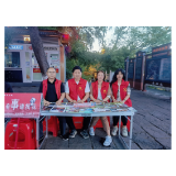 凤凰县委统战部：开展志愿服务 热情待客暖人心