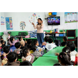 送教促交流 携手共成长——凤凰县廖家桥镇中心幼儿园开展“送教下乡”活动