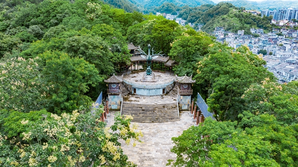 南华山神凤文化景区.jpg