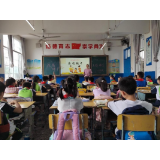 粽叶飘香 浓情端午——凤凰县南华小学开展端午节主题班会活动