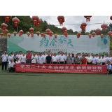 凤凰职中赴老家寨村开展主题党日暨“七一”表彰系列活动
